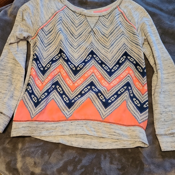 Long sleeve casual shirts - Picture 2 of 4